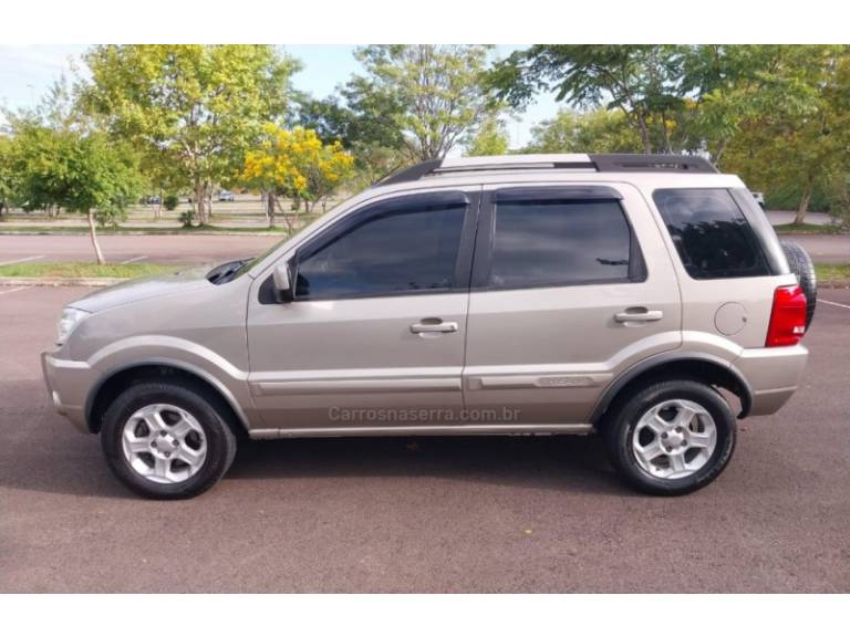 FORD - ECOSPORT - 2010/2011 - Prata - R$ 44.000,00